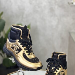 Baskets Chanel T. 38,5