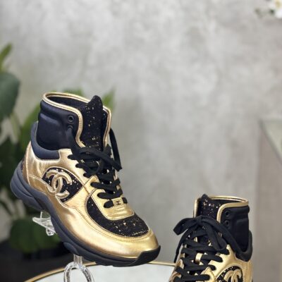 Baskets Chanel T. 38,5