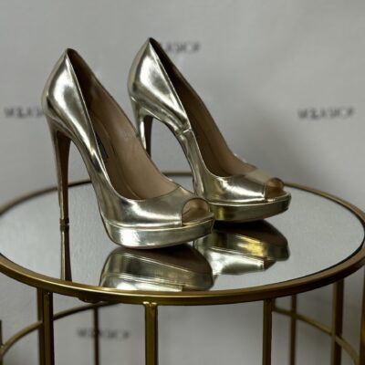 Escarpins Prada T. 36