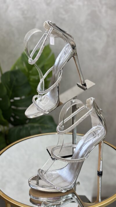 Sandales Giuseppe Zanotti T. 40