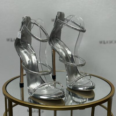 Sandales Giuseppe Zanotti T. 40