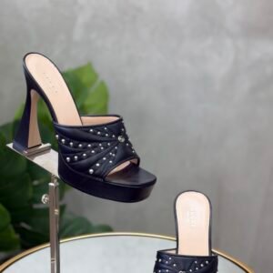 Sandales Gucci T.37,5