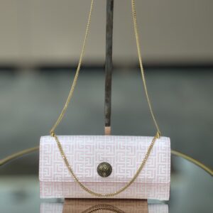Pochette Balmain