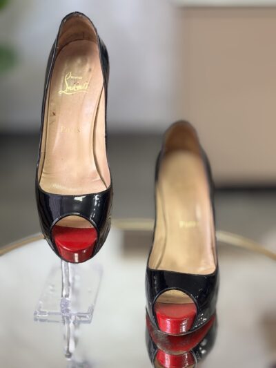 Escarpins Christian Louboutin T.38,5