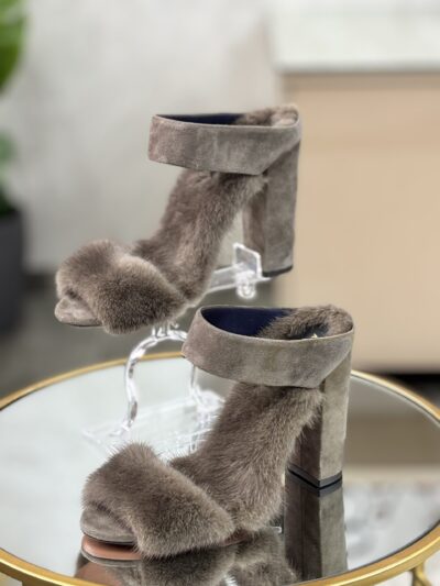 Sandales Aquazzura Vison T.39