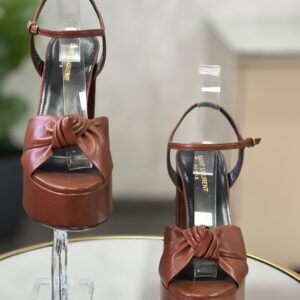 Sandales Saint Laurent T.38