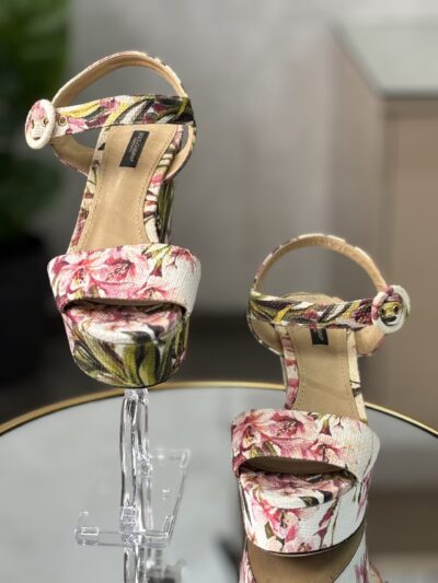 IMG_1956 Sandales Dolce & Gabbana T.39