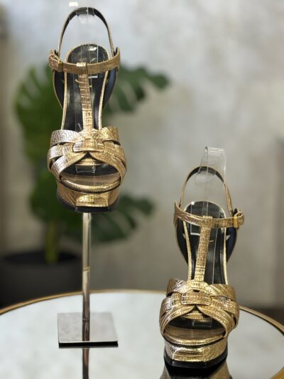 IMG_9666 Sandales Saint Laurent Tribute T.40