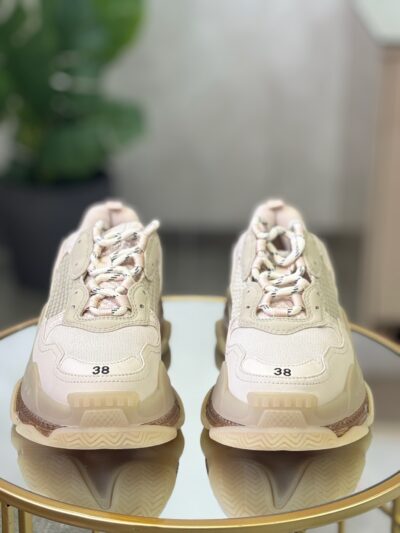 Baskets Balenciaga Triple S T. 38