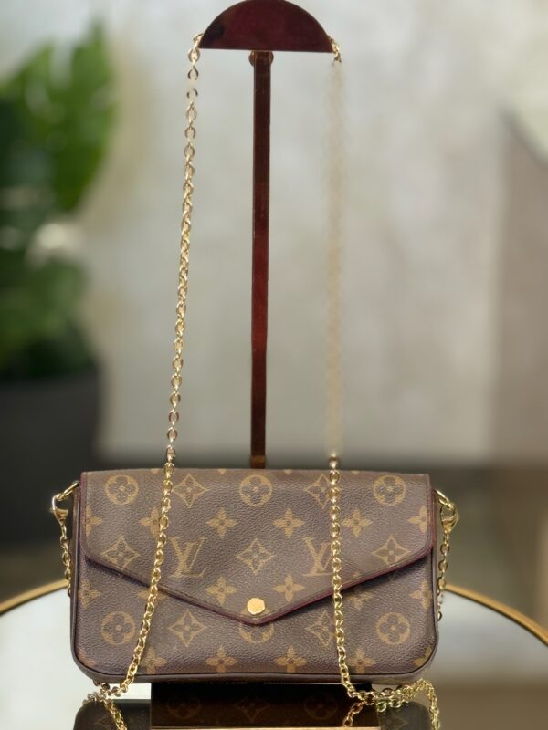 Pochette Louis Vuitton