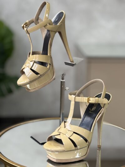 Sandales Saint Laurent Tribute T.36