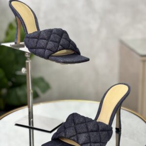 IMG_5587 Sandales Bottega denim T.39,5