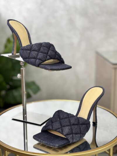 IMG_5587 Sandales Bottega denim T.39,5