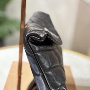 Pochette Saint Laurent