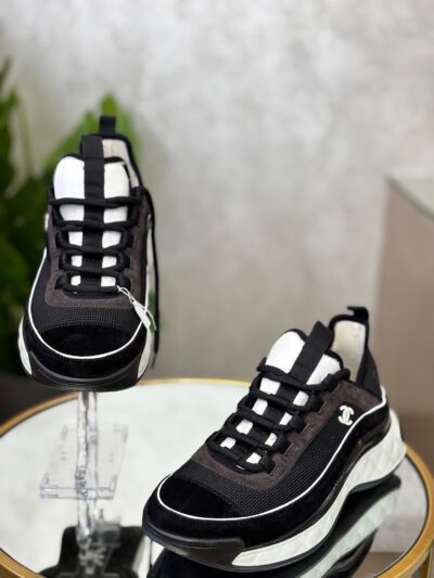 IMG_5795 Baskets Chanel T.40