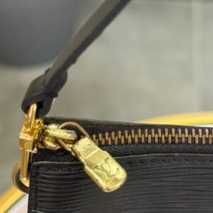 Pochette Louis Vuitton