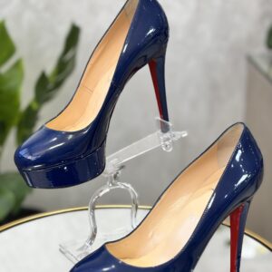 Escarpins Christian Louboutin T. 38,5