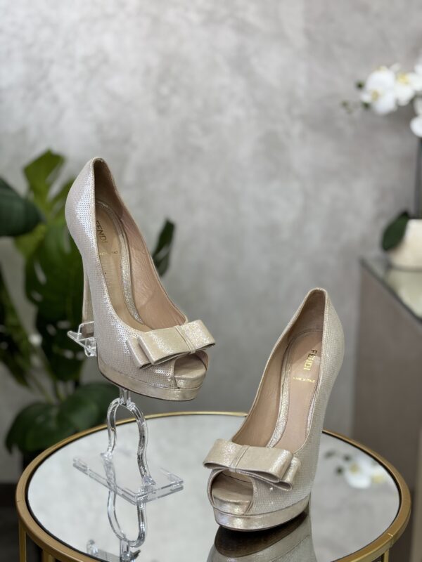 Escarpins Fendi T.39