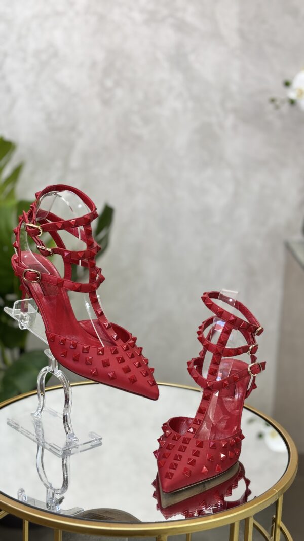 Sandales Valentino T.39