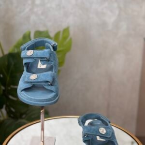 Sandales Chanel T.37