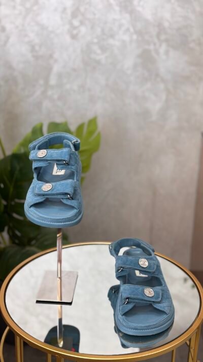 Sandales Chanel T.37