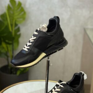 IMG_4030 Baskets Louis Vuitton T.36,5