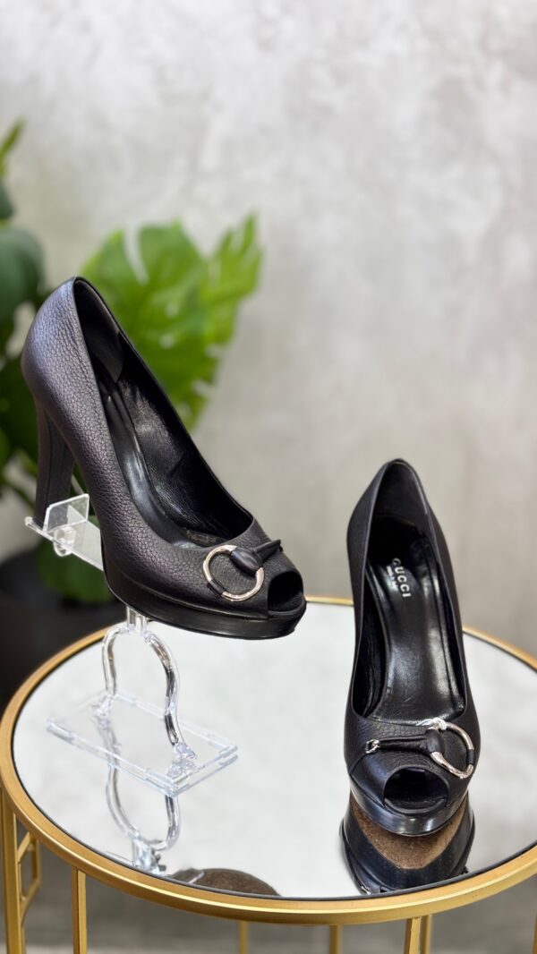 Escarpins Gucci T.38