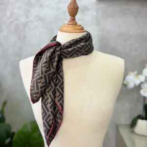 IMG_5419 Foulard Fendi