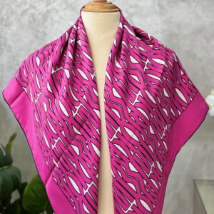 IMG_5425 Foulard Dior