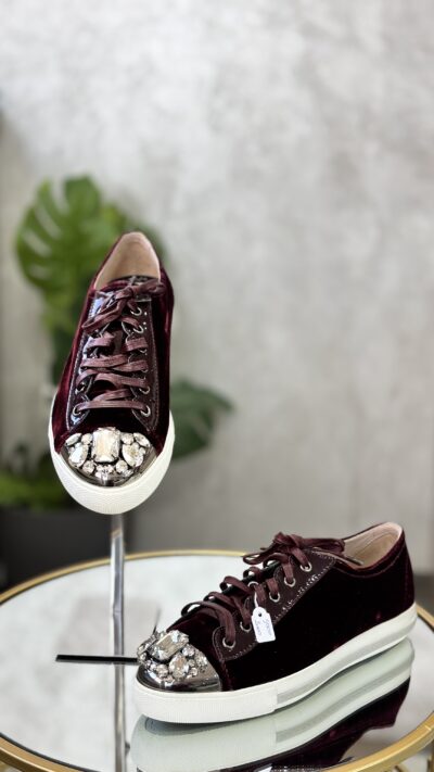 Baskets Miu Miu T.38,5