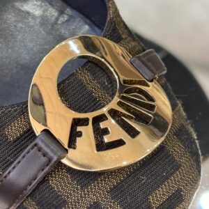 Escarpins Fendi T.39,5