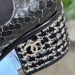 IMG_5871 Bottines Chanel T. 39