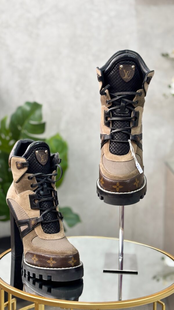 Bottines Louis vuitton T.39