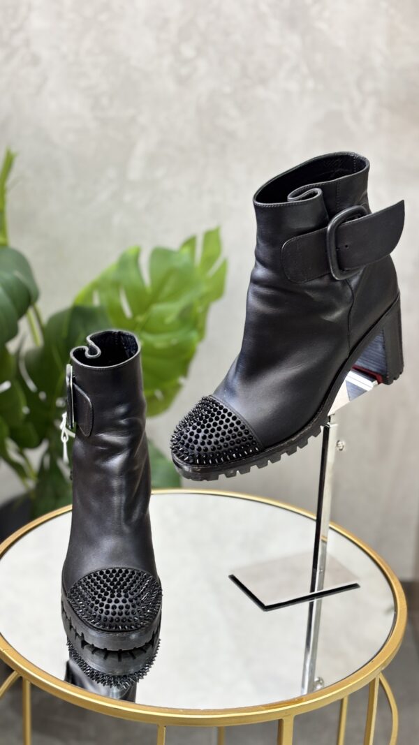 Bottines Christian Louboutin T.38