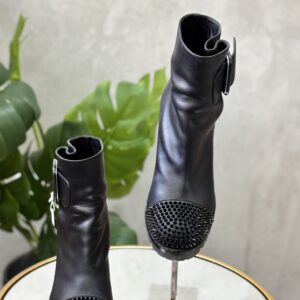 Bottines Christian Louboutin T.38