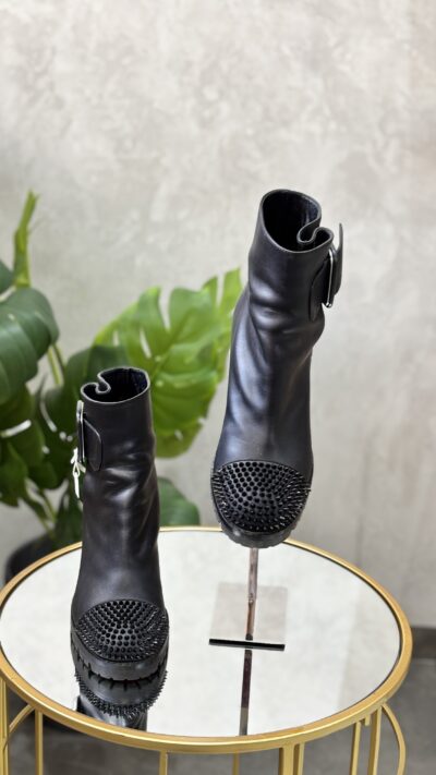 Bottines Christian Louboutin T.38