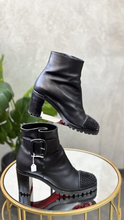 Bottines Christian Louboutin T.38