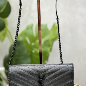 Pochette saint Laurent