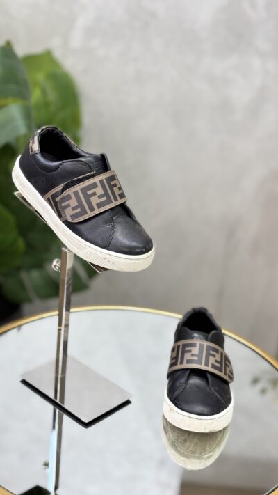 Baskets Fendi T.26