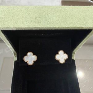 Boucles d’oreilles Van Cleef