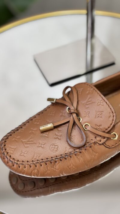 Mocassins Louis Vuitton T.39