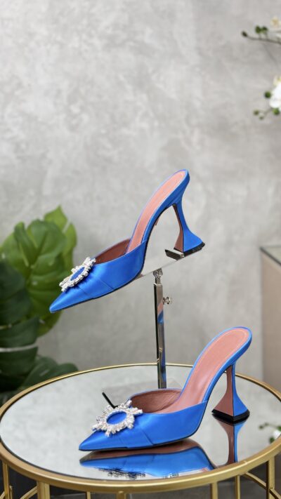 Mules Amina Muaddi T.39