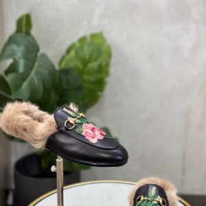 IMG_1790 Mules Gucci Princetown T.38