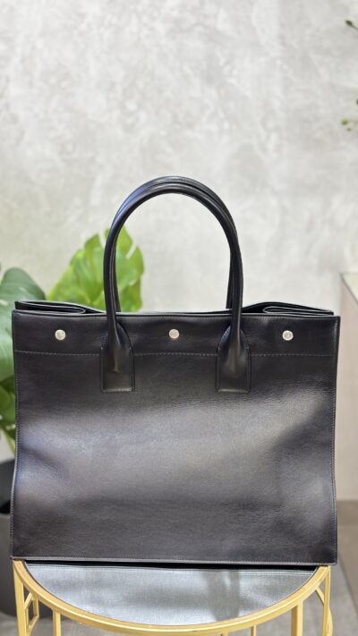 IMG_2358 Sac Saint Laurent