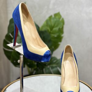 Escarpins Louboutin T.38