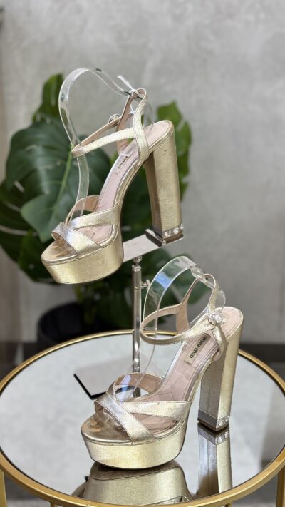 Sandales Miu Miu T.37,5