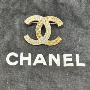 Broche Chanel