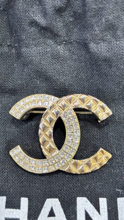 IMG_2370 Broche Chanel