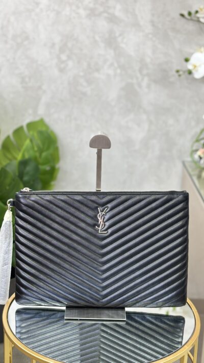 Pochette Saint Laurent