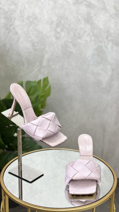 Sandales Bottega Veneta T.38,5